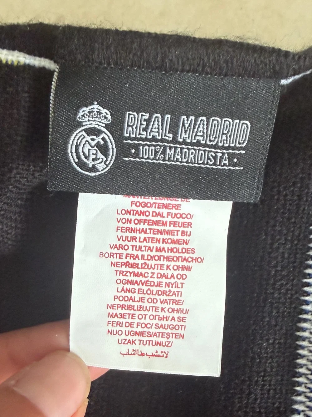 Real Madrid 'Madridista' World Cup Soccer Futbol Fan Scarf - White & Black